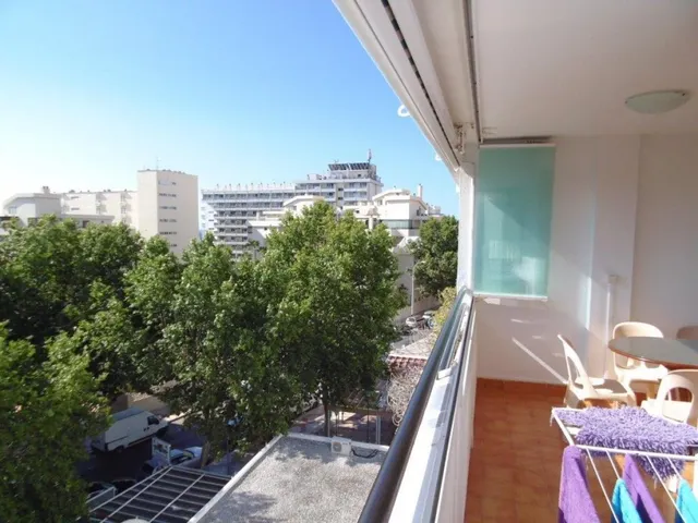 Cuatro dormitorios en La Carihuela — 9