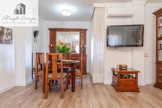 CHALET CON PISCINA Y JARDÍN A SOLO 10 MINUTOS DE GRANADA — 26
