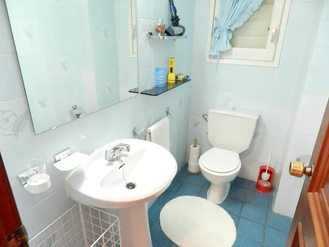 Apartamento situado en primera línea de la playa en el Passeig Josep Mundet — 11