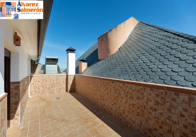 ÁTICO DÚPLEX EN EL BARRIO DE MONACHIL. — 14