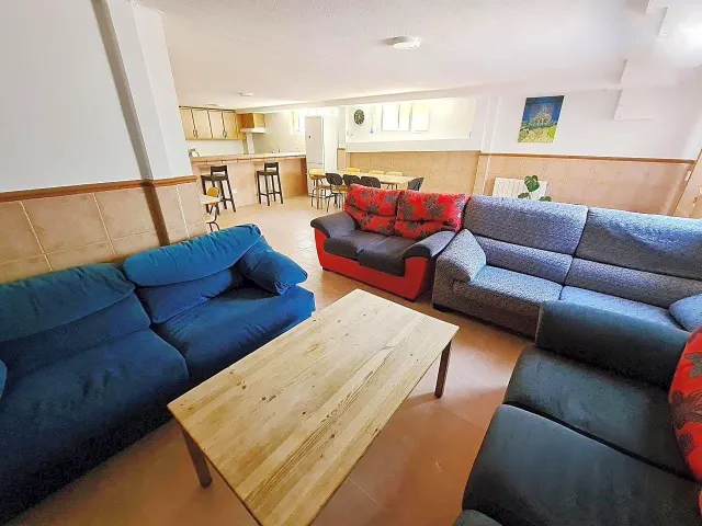 ALQUILER DE ÚLTIMA HABITACIÓN CON BAÑO EN SUITE Y GASTOS INCLUIDOS PARA ESTUDIANTES EN VILLANUEVA DE LA CAÑADA — 14