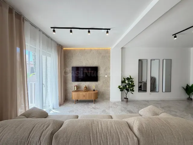 ÁTICO TOTALMENTE REFORMADO DE 3 DORM. 1 BAÑO. 92 M2. A 250 M - foto 2