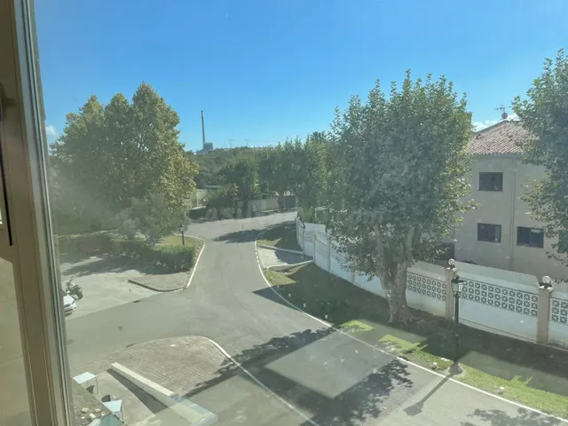 ESTUPENDA OPORTUNIDAD PARA MONTAR TU OFICINA - foto 4