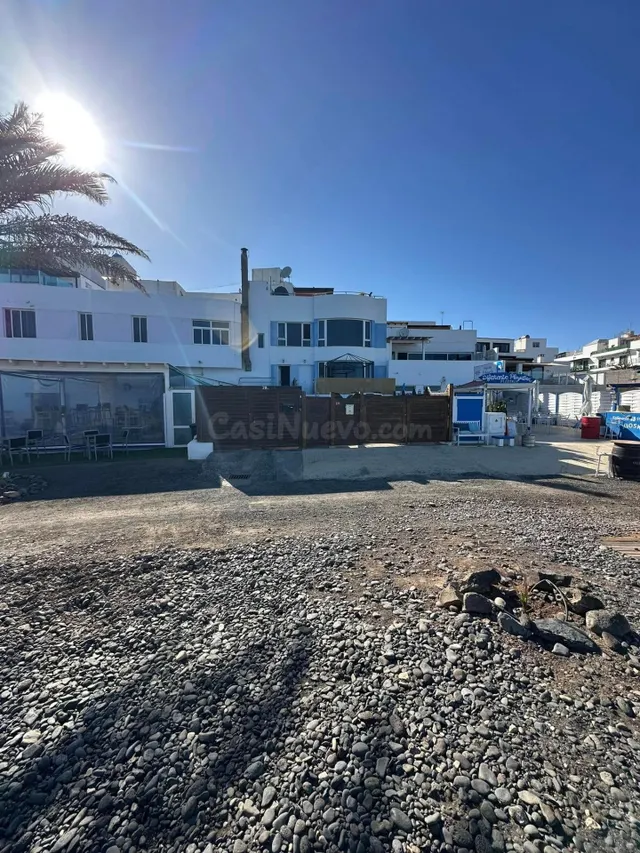 Espectacular Apartamento de 153 m2 en Primera Línea de Playa - foto 2