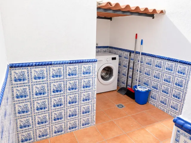 PISO BAJO EN EL CENTRO DE GINES — 11