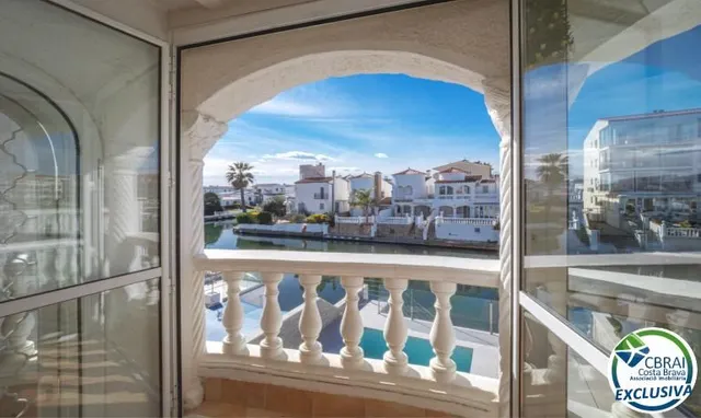 Magnífica casa de pescador con fondeo y piscina — 17