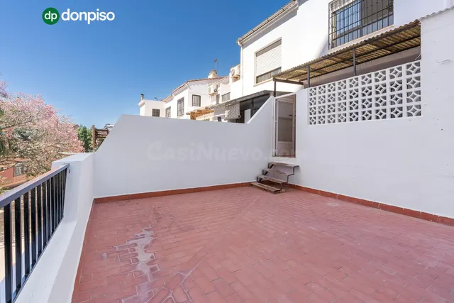 CASA ADOSADA EN MOTRIL - foto 3