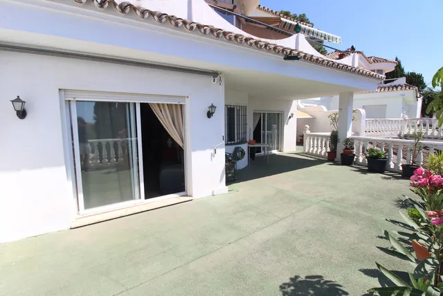 Chalet 4 habitaciones 224m² en venta - Marbella — 25