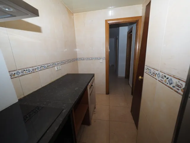 SE VENDE PISO EN BADALONA, ZONA LLEFIÀ — 4