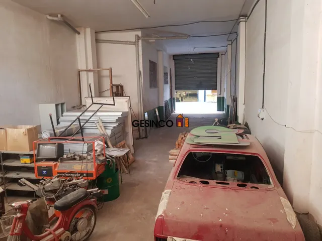 LOCAL COMERCIAL EN VENTA O ALQUILER — 4