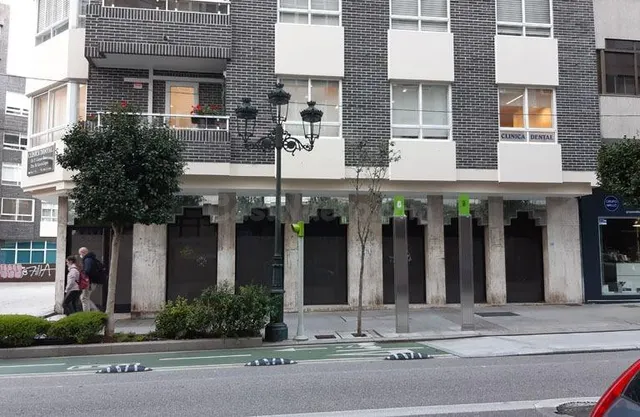 Local en venta en la Avenida Camelias