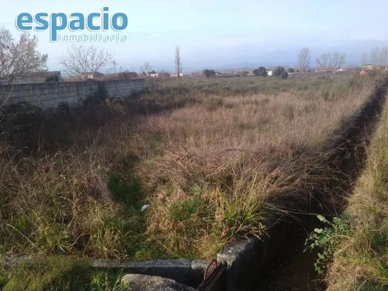 TERRENO A LA VENTA EN DEHESAS
