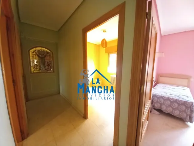 *95.000€* inmobiliaria la mancha vende preciosa casa de 3 habitaciones en el pueblo de Barrax ( Albacete ). — 43
