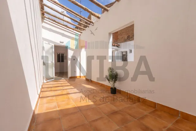 PISO TOTALMENTE REFORMADO EN EL CASCO ANTIGUO, JUNTO A PUERTA PALMAS — 14