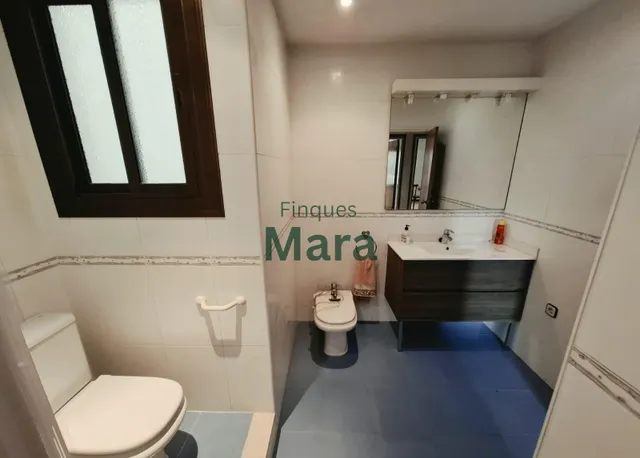 ¡¡un piso con muchísimo potencial y gran luminosidad en el barrio de marianao!! — 17