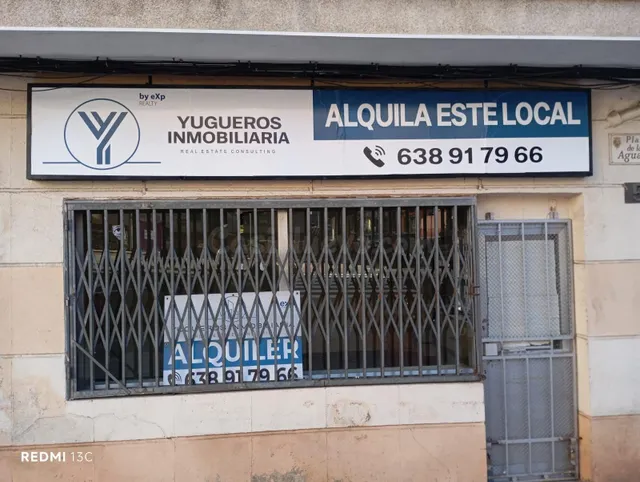 ALQUILER DE LOCAL CERCA DEL CENTRO CIUDAD - foto 2
