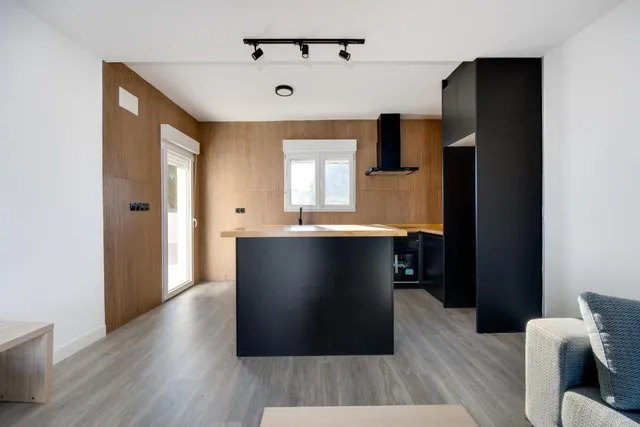 Magnifico chalet totalmente reformado con piscina propia, ideal para familias — 15