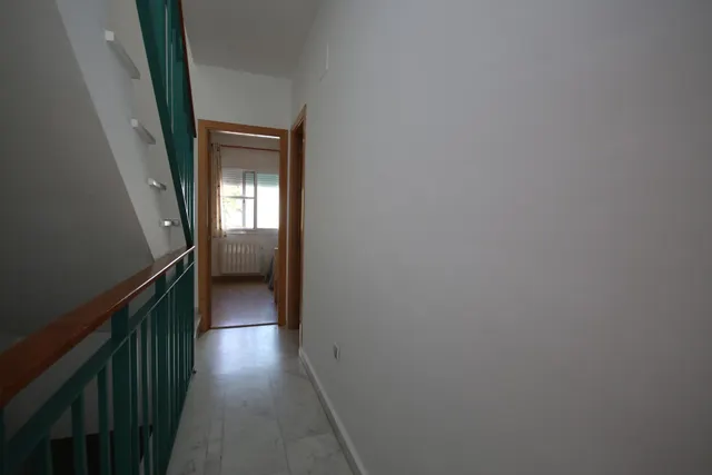 Exclusivo adosado de 3 plantas en Hoyo 14 junto al Campo de Golf – Nuevo Portil — 17