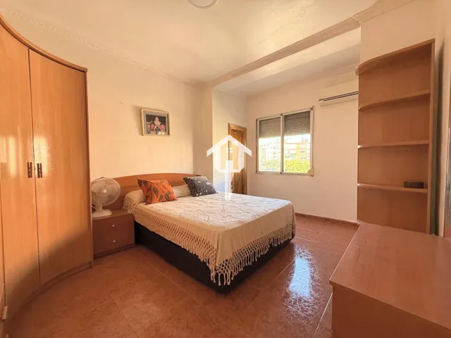Piso en venta en Alicante. zona de campoamor, 75m2, 3 habitaciones, 1 bajo, cuarta planta sin ascensor — 28