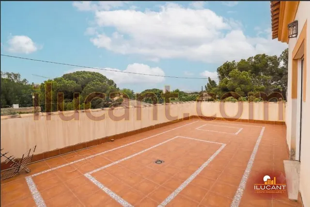 ***SIN COMISION DE INMOBILIARIA*** LAS PAULINAS. Ubicación inmejorable – A solo 5 minutos de Alicante y 12 minutos de Playa de San Juan — 20