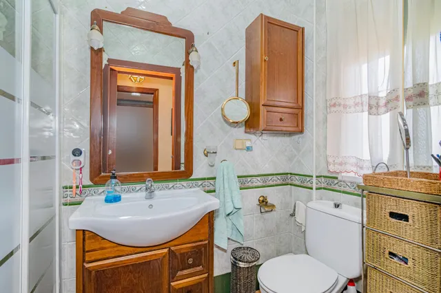 AMPLIA VIVIENDA EN CHAUCHINA CON PISCINA — 23