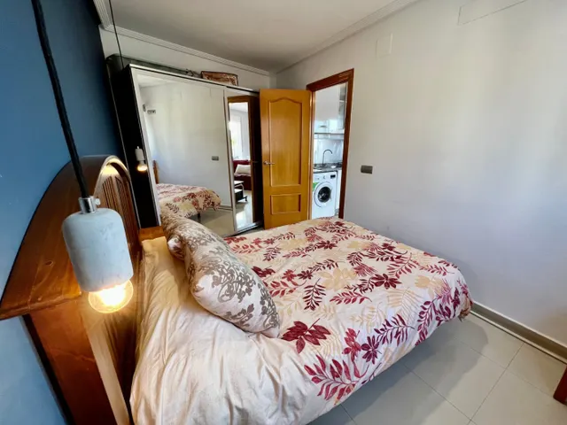 ATICO con 30m2 de terraza. 400m. de la playa. Licencia turística. Céntrico. — 16
