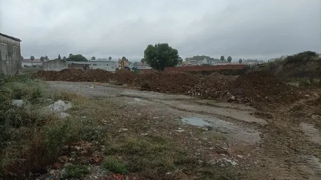 TERRENO URBANIZABLE EN MORALEJA — 5