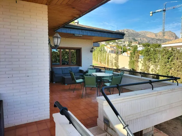 VILLA EN LA NUCIA — 13