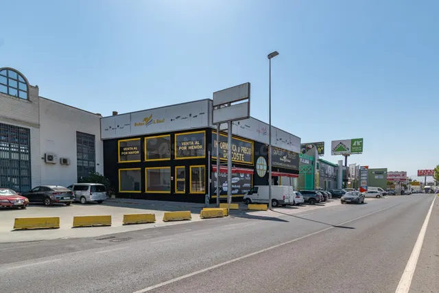 Nave industrial 1077m² en venta - Pulianas - foto 4