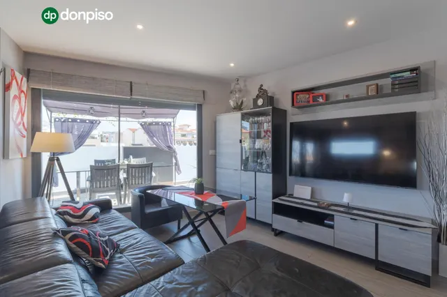 Ático dúplex con piscina en Maracena — 11