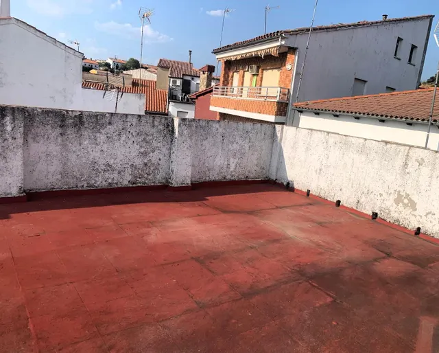 CASA EN VALDEOBISPO — 21