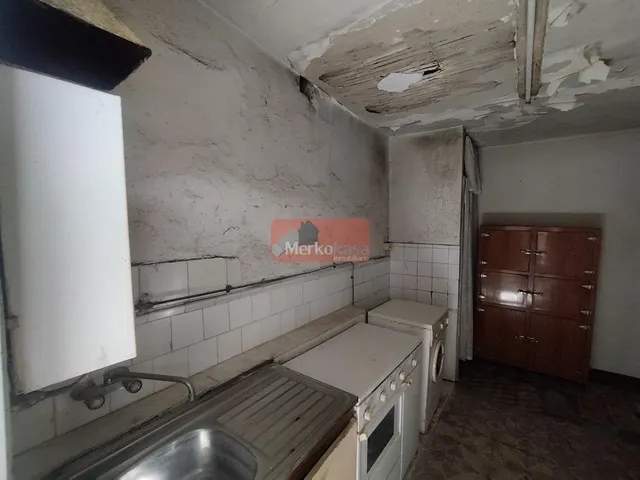 OPORTUNIDAD!!!SE VENDE CASA ADOSADA PARA REHABILITAR CERCANO - foto 3