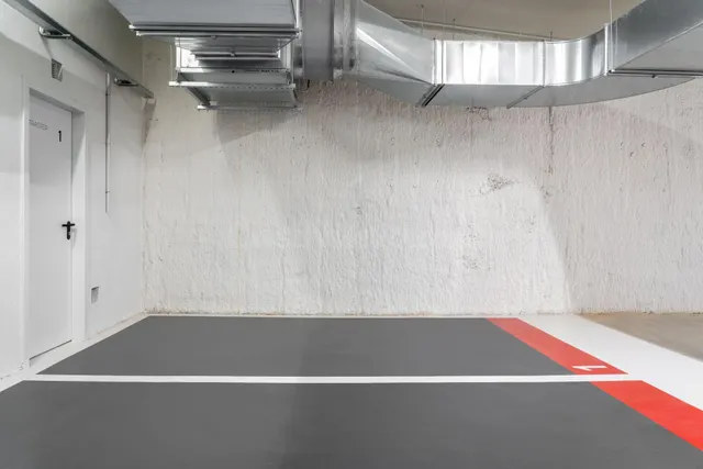 Parking 25m² en alquiler - Zona Avinguda Barcelona