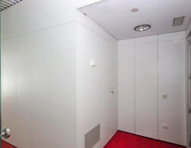 LOCAL EN VENTA EN CERDANYOLA DEL VALLÈS — 8