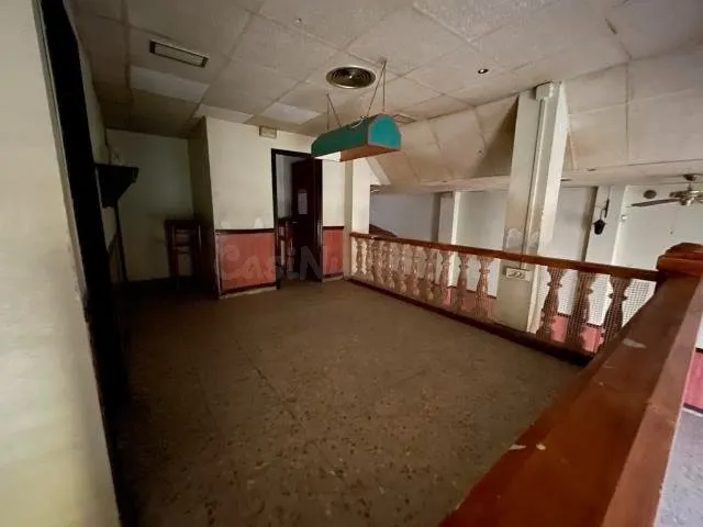 Local comercial 127m² en alquiler - CENTRO — 2