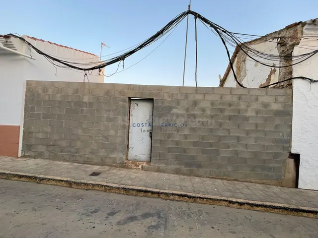 SOLAR DE 364 M2 EN GIBRALEON - foto 3