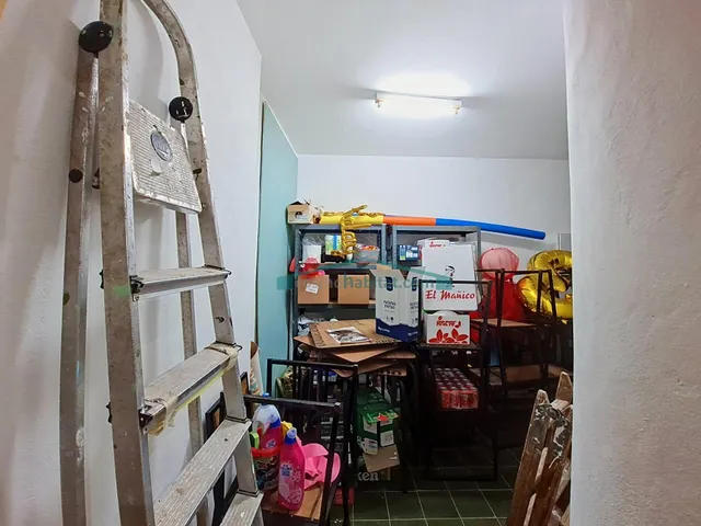 Se traspasa ludoteca-cafetería en Tavernes Blanques — 38