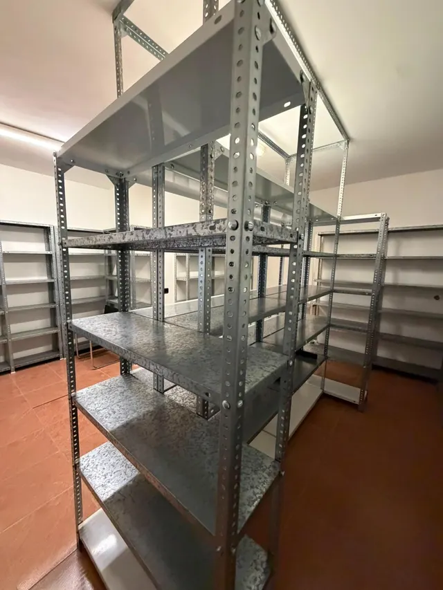 Amplio local comercial en venta en el centro de Mazarrón — 12