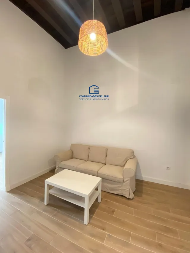 Moderno Piso Reformado en el centro de Cádiz — 16