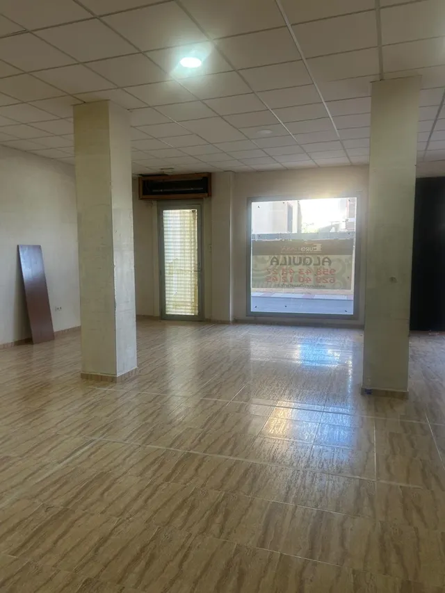 Local comercial en alquiler con gran visibilidad junto a paseo de la redonda – Atarfe — 7