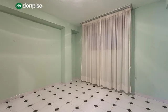 Piso con garaje y trastero en Almuñecar — 14