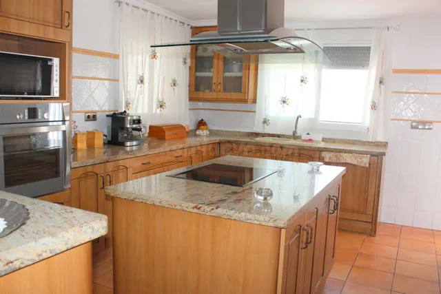 Chalet 4 habitaciones 280m² en venta - Oliva pueblo - foto 3