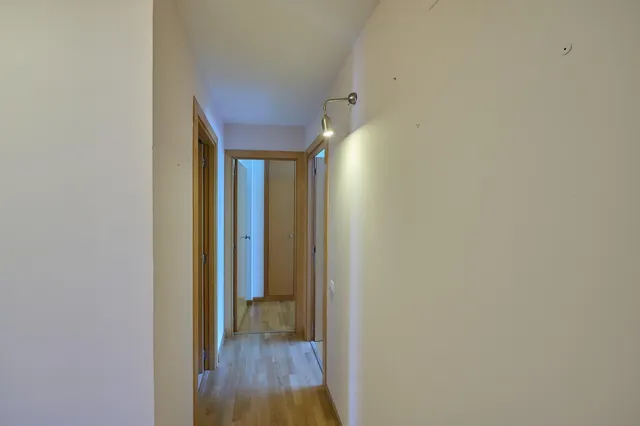 PISO DE 3 HAB CON BALCÓN, PK, Trastero y Piscina Comunitaria — 30
