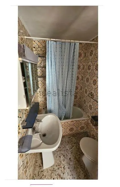 La casita inmobiliaria vende casa de pueblo — 22