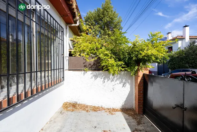 Preciosa casa en Ogíjares con piscina y jardín — 41