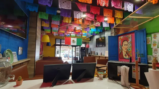 TRASPASO restaurante personalizable — 13