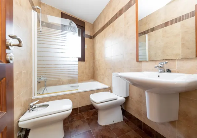 FANTASTICO APARTAMENTO EN EL ALBAICIN CON GARAJE — 9