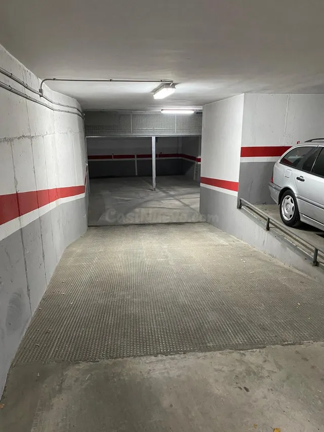 PLAZA DE GARAJE CERRADA CON EXCELENTE ACCESO - foto 5
