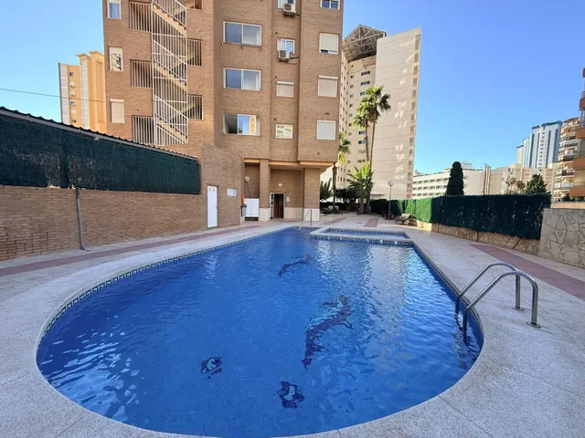 Fantástico piso de dos dormitorios en el centro de Benidorm — 34