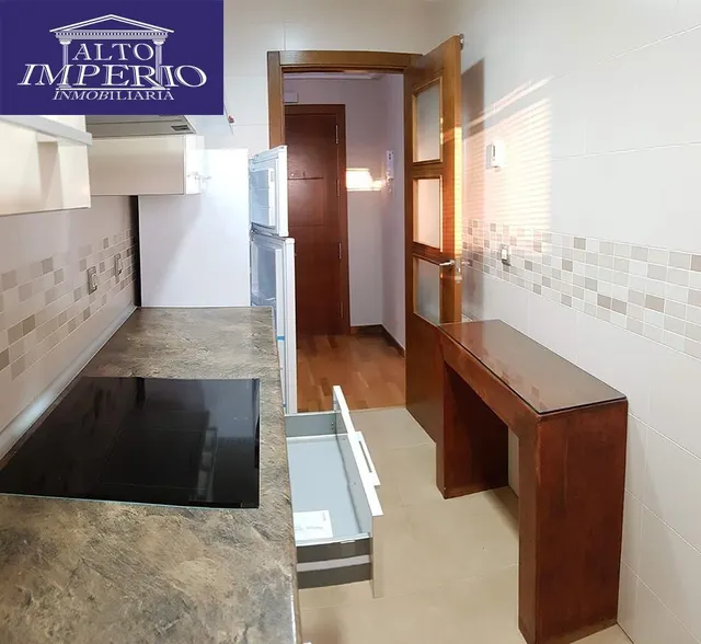 Ático de 1 dormitorio en barrio de Monachil. — 17